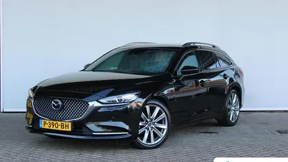 Zwart Occasion 2022 Mazda 6 Luxury Stationwagen | € 27.895 (Goede deal)