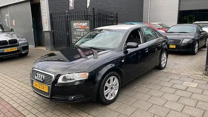 Occasion 2005 Audi A4 Business Sedan | € 2.999 (Eerlijke prijs)