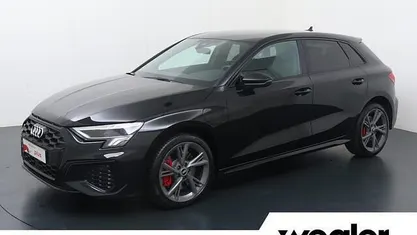 Occasion 2022 Audi A3 Sportback Competition Hatchback | € 28.940 (Super prijs)