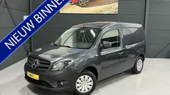 Grijs (metallic) Gebruikt 2019 Mercedes Citan 112 Van | € 13.950 (Goede deal)