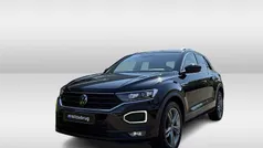 Zwart Gebruikt 2020 VW T-Roc Business SUV | € 26.950 (Eerlijke prijs)