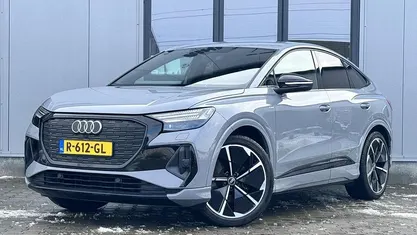 Grijs Occasion 2022 Audi Q4 e-tron Design SUV | € 29.950 (Eerlijke prijs)
