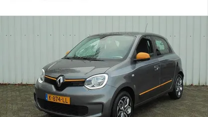 Grijs Occasion 2021 Renault Twingo SE Hatchback | € 10.898 (Eerlijke prijs)