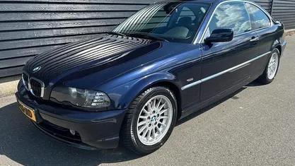 Blauw Gebruikt 2002 BMW 320 Executive Coupé | € 2.645 (Goede deal)
