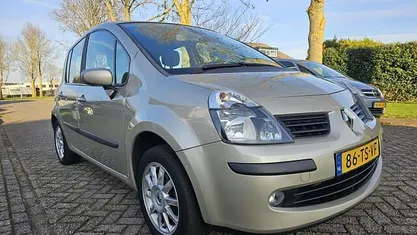 Gebruikt 2007 Renault Modus Dynamique MPV | € 3.499 (Eerlijke prijs)