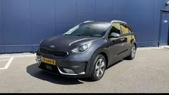 Grijs Gebruikt 2018 Kia Niro SUV | € 18.950 (Eerlijke prijs)