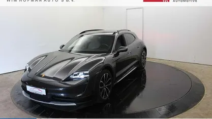 Occasion Porsche Taycan Cross Turismo 319 kW (435 PK) 2022 Zwart SUV