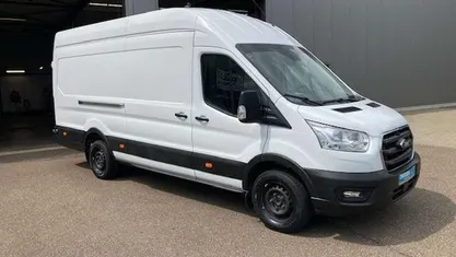 Wit Occasion 2020 Ford Transit Trend MPV | € 33.900 (Goede deal)