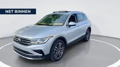 Gebruikt 2023 VW Tiguan Elegance SUV | € 38.440 (Eerlijke prijs)