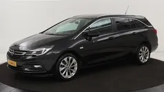 Zwart Gebruikt 2016 Opel Astra Edition Stationwagen | € 9.400 (Eerlijke prijs)