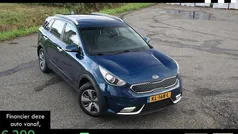 Blauw Gebruikt 2016 Kia Niro First Edition SUV | € 14.950 (Eerlijke prijs)
