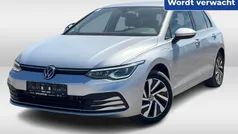 Zilver Gebruikt 2021 VW Golf VIII Style Hatchback | € 24.950 (Goede deal)