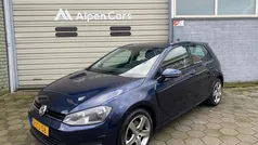 Blauw Gebruikt 2013 VW Golf VII Trendline Hatchback | € 7.650 (Eerlijke prijs)