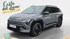 Grijs Gebruikt 2025 Kia EV3 4 SUV | € 44.945 (Eerlijke prijs)