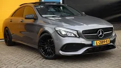 Grijs, metallic lak Gebruikt 2018 Mercedes CLA200 AMG line Sedan | € 22.650 (Eerlijke prijs)