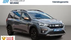 Gebruikt 2025 Dacia Jogger Extreme MPV | € 29.950 (Eerlijke prijs)