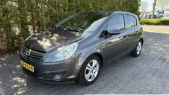 Grijs Gebruikt 2010 Opel Corsa Cosmo Hatchback | € 1.975 (Eerlijke prijs)