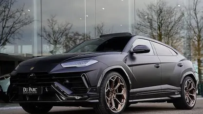 Zwart Occasion 2023 Lamborghini Urus SUV | € 339.888 (Super prijs)