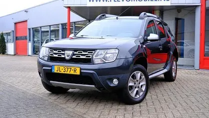 Grijs Occasion 2016 Dacia Duster Prestige SUV | € 9.450 (Eerlijke prijs)