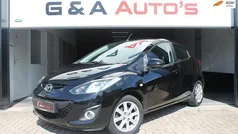 Zwart Gebruikt 2012 Mazda 2 Hatchback | € 6.499 (Eerlijke prijs)
