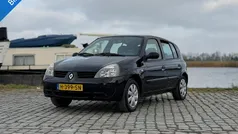 Zwart Gebruikt 2007 Renault Clio II Campus Hatchback | € 2.450 (Eerlijke prijs)