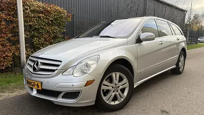 Grijs Gebruikt 2007 Mercedes R500 MPV | € 6.450 (Eerlijke prijs)