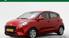 Rood Gebruikt 2021 Hyundai i10 Comfort Hatchback | € 13.345 (Eerlijke prijs)