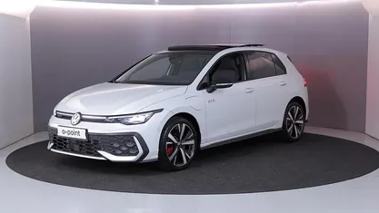 Occasion 2025 VW Golf VIII GTE Hatchback | € 41.949 (Eerlijke prijs)