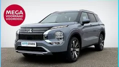 Gebruikt 2025 Mitsubishi Outlander Edition SUV | € 56.245 (Eerlijke prijs)