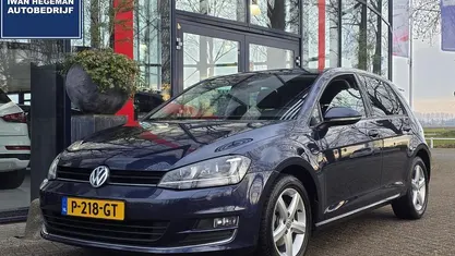 Occasion 2022 VW Golf VIII Hatchback | € 12.990 (Super prijs)