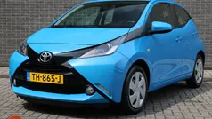 Blauw Gebruikt 2018 Toyota Aygo Hatchback | € 8.350 (Eerlijke prijs)