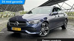 Blauw Gebruikt 2024 Mercedes C180 Luxury Sedan | € 46.900 (Goede deal)