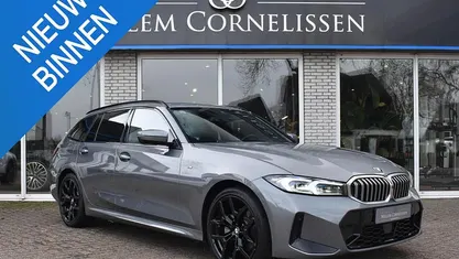 Occasion 2025 BMW 330e M Sport Stationwagen | € 51.950 (Eerlijke prijs)