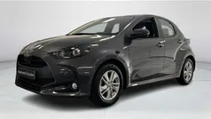 Gebruikt 2024 Toyota Yaris Hybrid Active Hatchback | € 24.445 (Eerlijke prijs)