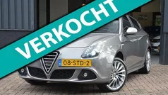 Grijs Gebruikt 2011 Alfa Romeo Giulietta Distinctive Hatchback | € 7.975 (Eerlijke prijs)