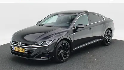 Zwart Gebruikt 2021 VW Arteon Business+ Hatchback | € 39.850 (Eerlijke prijs)