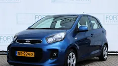Blauw Gebruikt 2017 Kia Picanto Hatchback | € 9.300 (Eerlijke prijs)