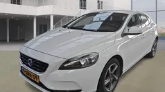 Wit Gebruikt 2014 Volvo V40 Business Edition Stationwagen | € 7.500 (Eerlijke prijs)