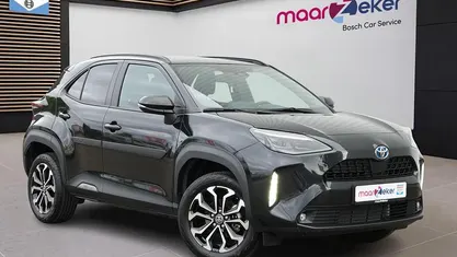 Zwart Gebruikt 2024 Toyota Yaris Cross X-plore SUV | € 28.950 (Eerlijke prijs)