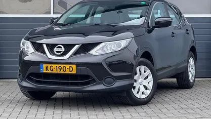 Zwart Occasion 2016 Nissan Qashqai Visia SUV | € 9.995 (Eerlijke prijs)
