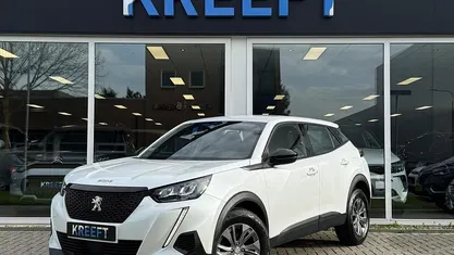 Wit Gebruikt 2023 Peugeot 2008 Allure SUV | € 18.950 (Super prijs)