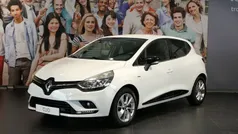 Licht wit Gebruikt 2017 Renault Clio IV LIMITED Hatchback | € 10.900 (Eerlijke prijs)