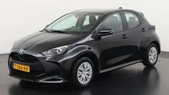 Gebruikt 2023 Toyota Yaris Hybrid Active Hatchback | € 21.690 (Eerlijke prijs)