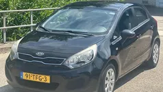 Zwart Gebruikt 2012 Kia Rio Comfort Hatchback | € 4.950 (Eerlijke prijs)