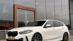 Gebruikt 2022 BMW 118 Executive Hatchback | € 29.450 (Eerlijke prijs)