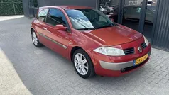 Gebruikt 2003 Renault Mégane II Luxe Hatchback | € 1.299 (Eerlijke prijs)