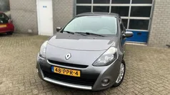 Grijs Gebruikt 2011 Renault Clio II Collection Hatchback | € 2.499 (Eerlijke prijs)