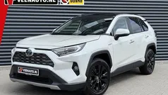Wit, metallic lak Gebruikt 2021 Toyota RAV4 SUV | € 36.945 (Eerlijke prijs)