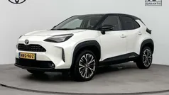 Wit Gebruikt 2022 Toyota Yaris Cross Executive SUV | € 27.945 (Eerlijke prijs)