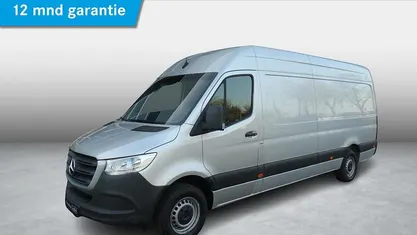 Occasion Mercedes Sprinter 150 PK (110 kW) 2021 Zilver Van